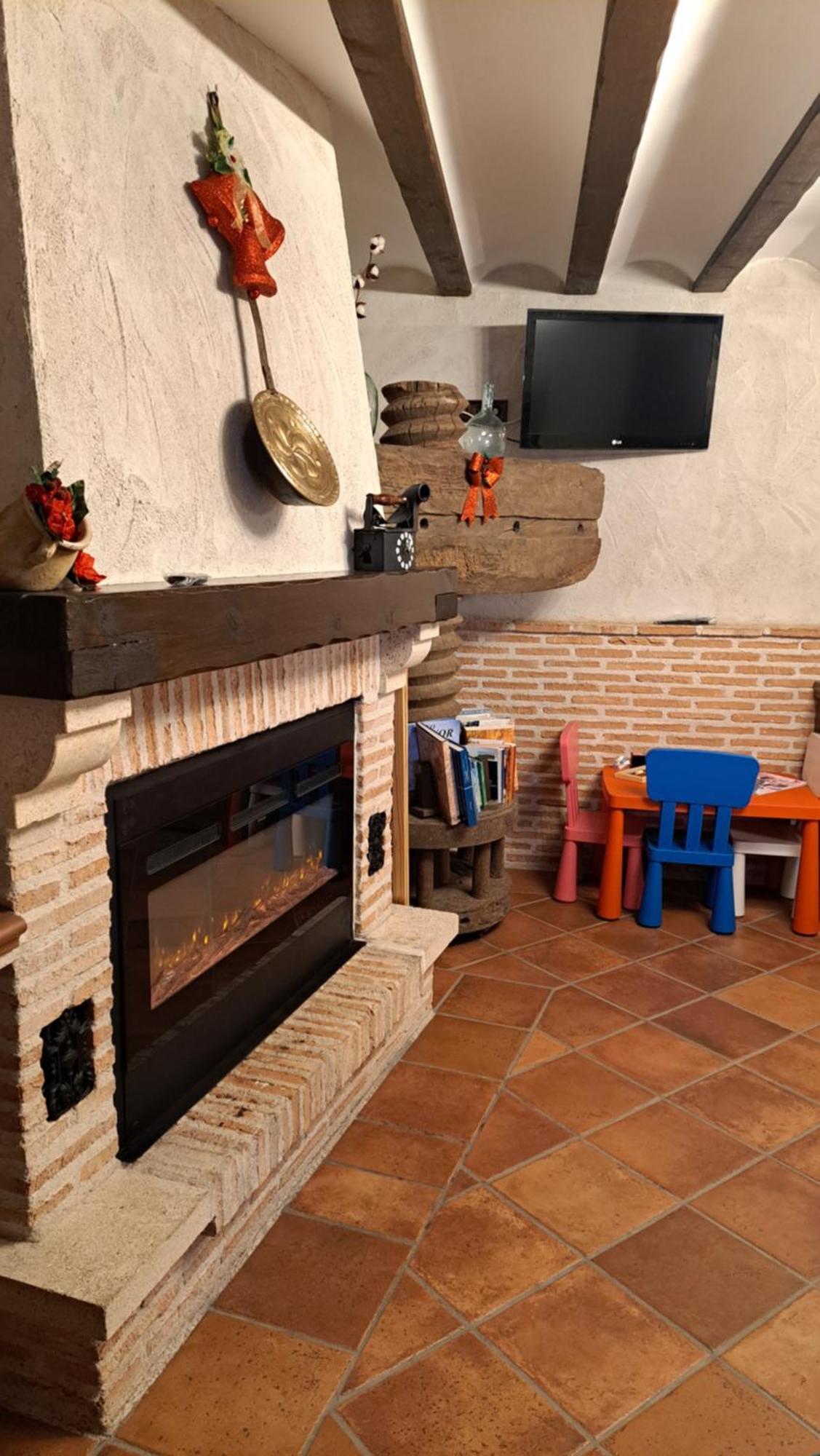 Casa Rural La Bodega, Ofrece Cata De Vino Gratis Horche Exterior foto